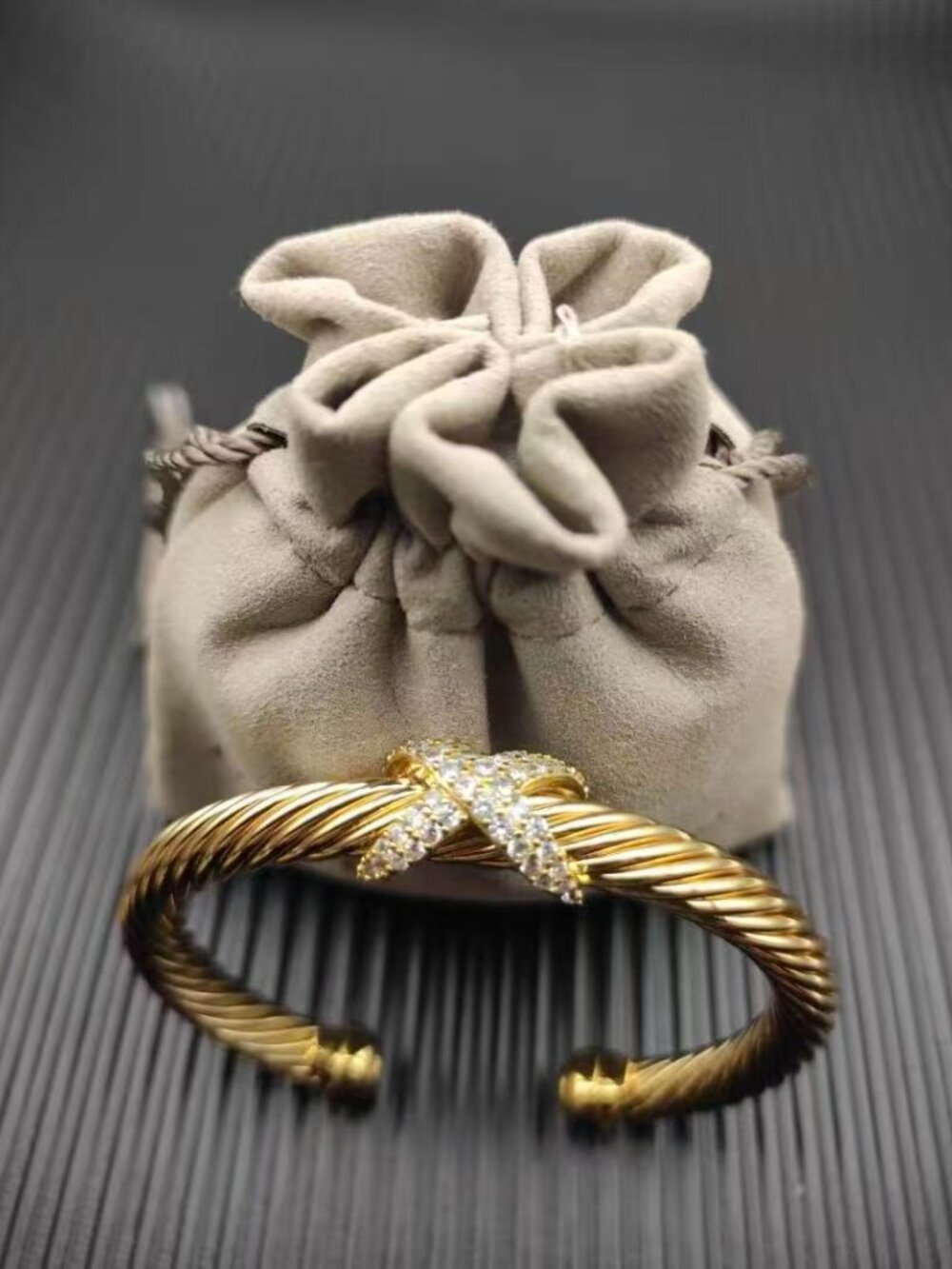 David Yurman Cable Classics Bracelet - Picture 6 of 6